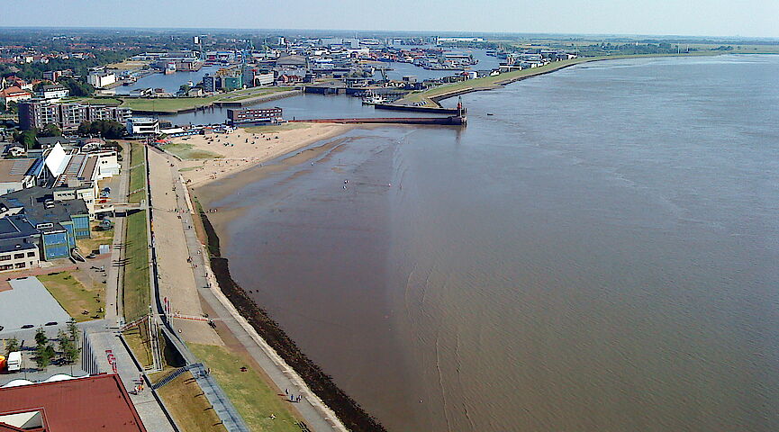 Untersuchungen zum Sedimenttransport in der geplanten Geestemündung in Bremerhaven