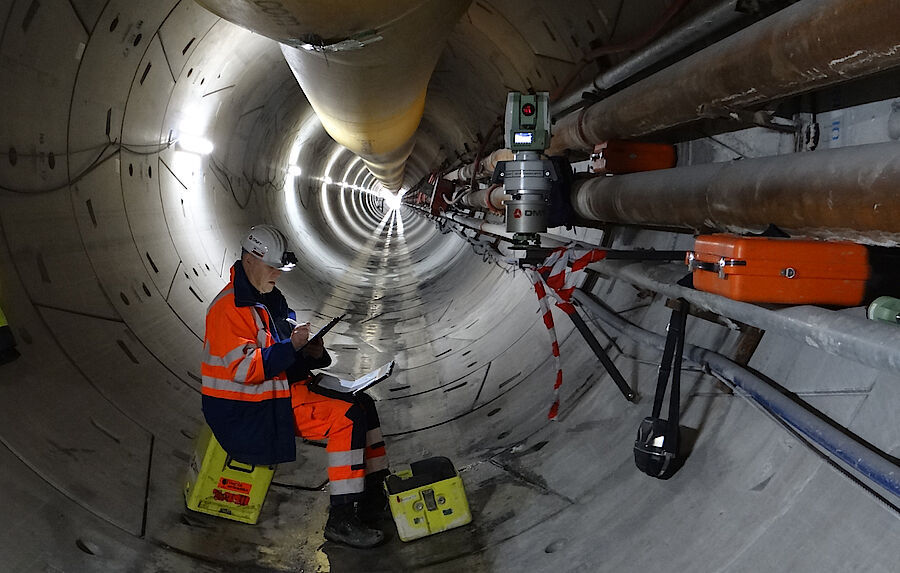 DMT's surveying engineers are on the move worldwide - DMT Group DMT's surveying engineers are on the move worldwide - DMT Group